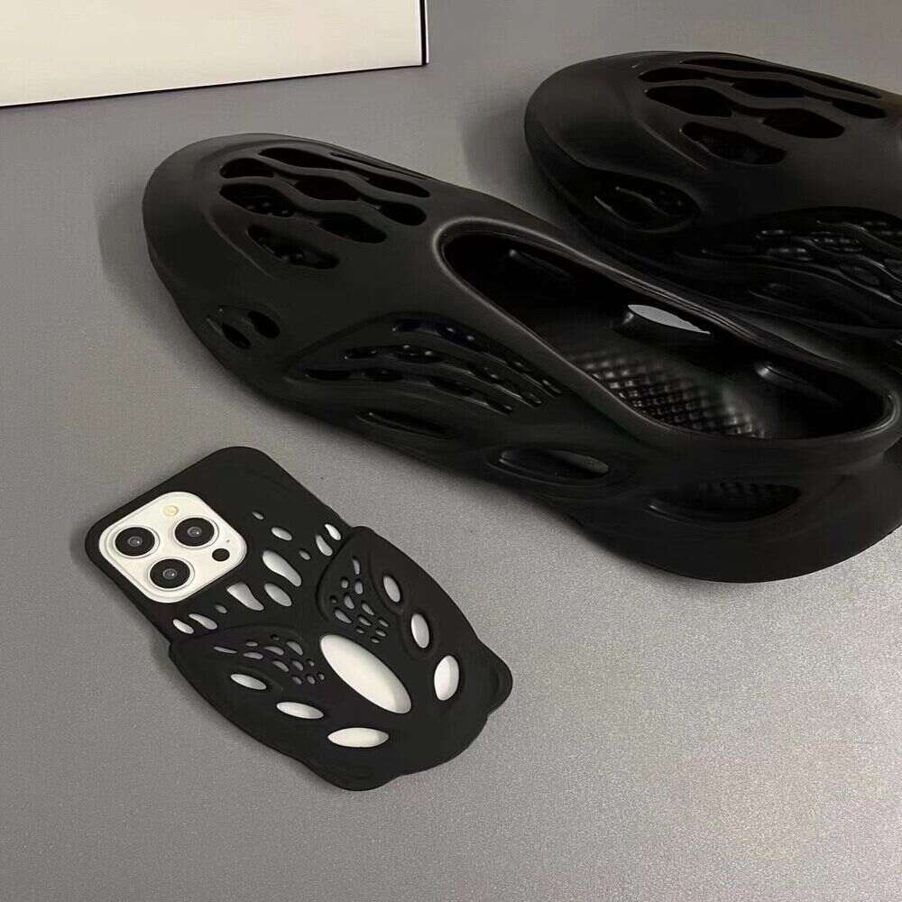 Eeezy Form Case - iPhone