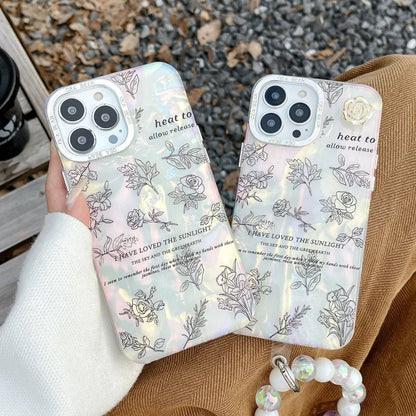 Daisy Case With Pendant Charm - iPhone