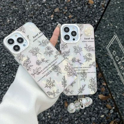 Daisy Case With Pendant Charm - iPhone