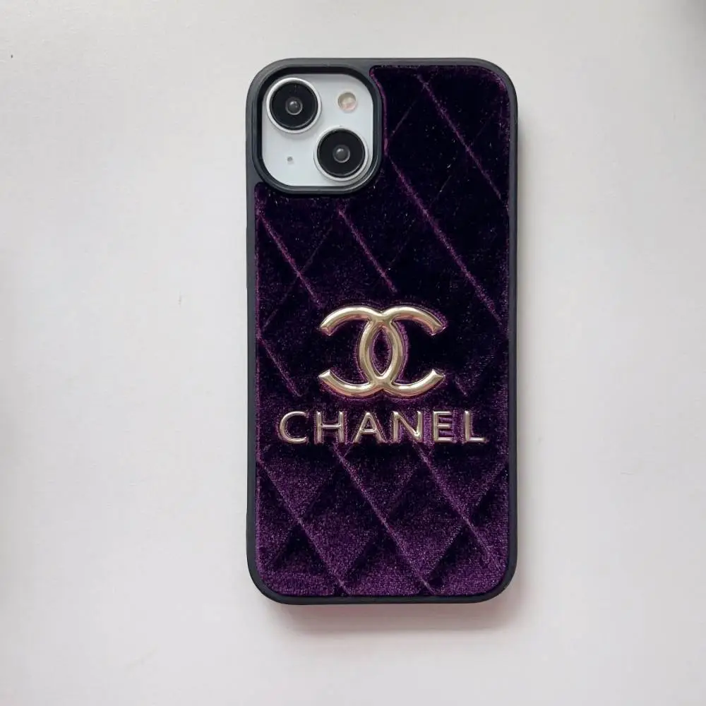 Luxurious Velvet Case Chane* - iPhone