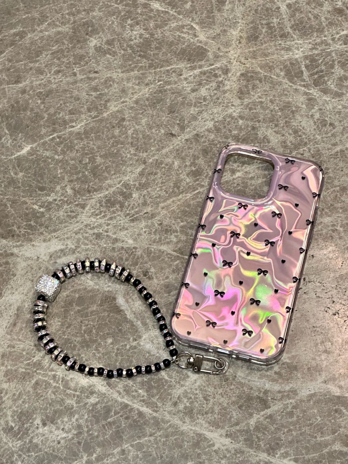 Rosy Ribbon Case With Pendant Charm - iPhone