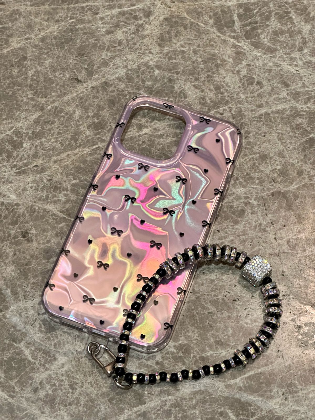 Rosy Ribbon Case With Pendant Charm - iPhone