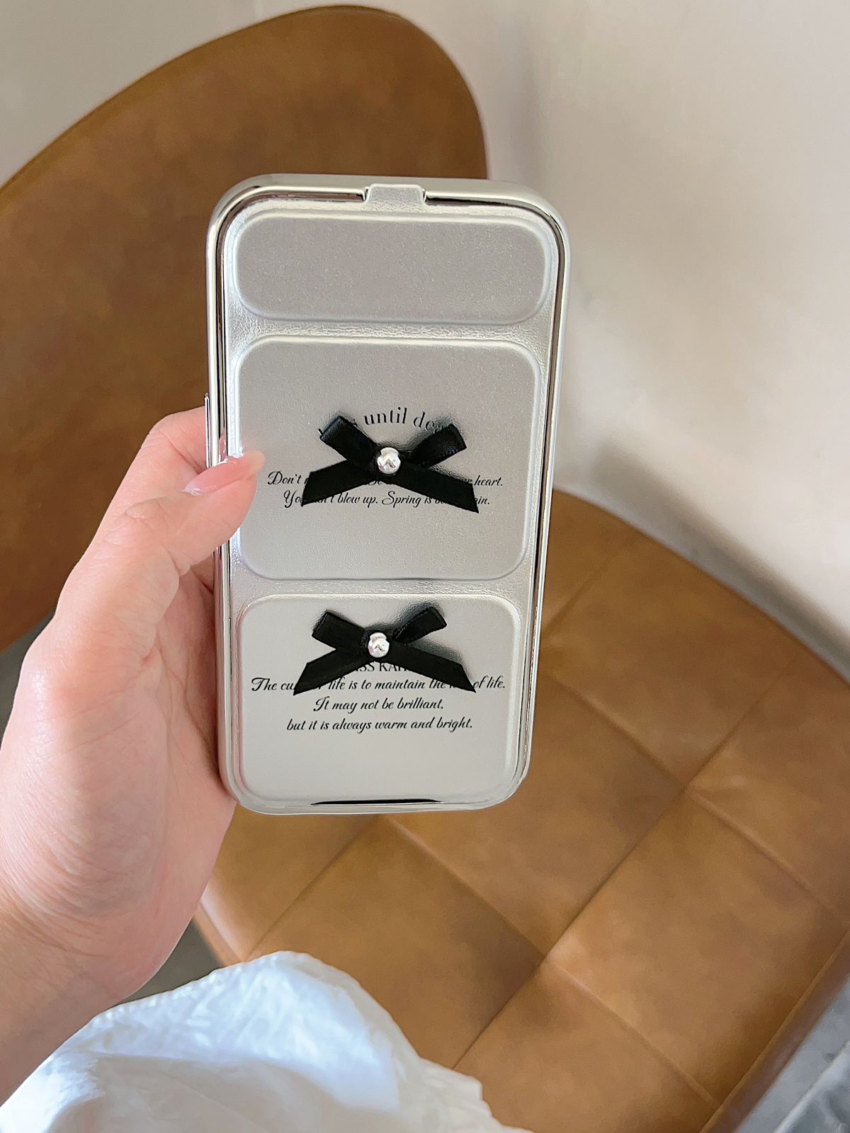 Elegant Ribbon Charm Case - iPhone